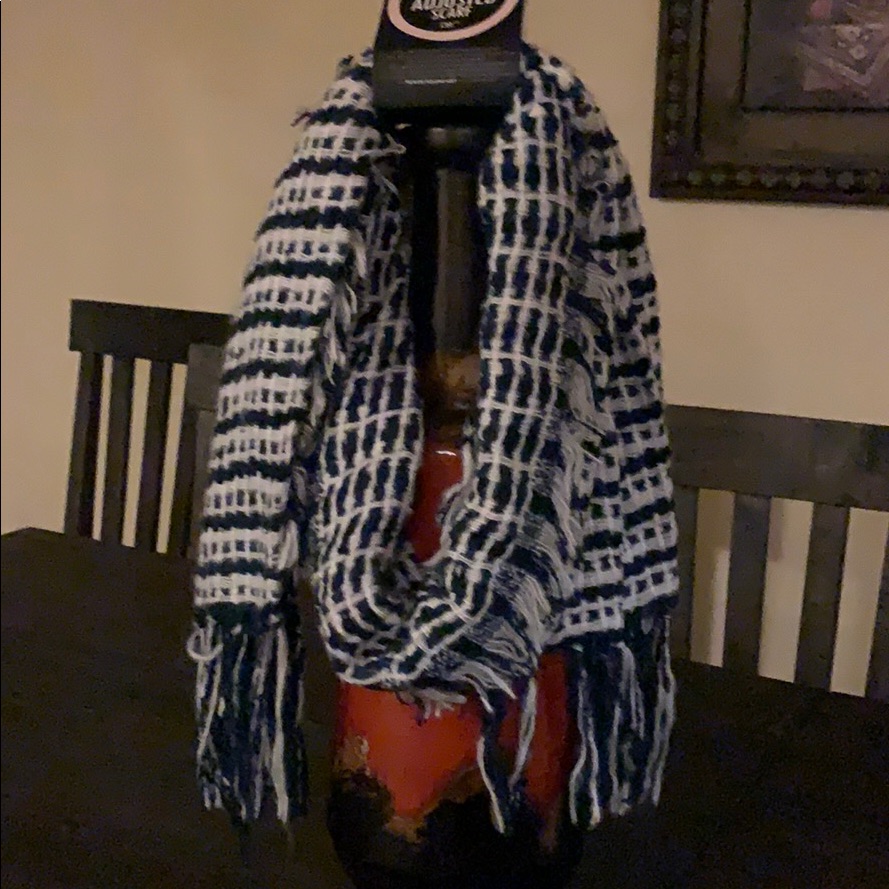 Adjustable Scarf
